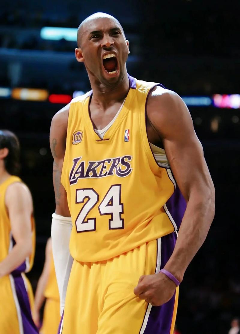 国安主场绝平恒大精彩对决