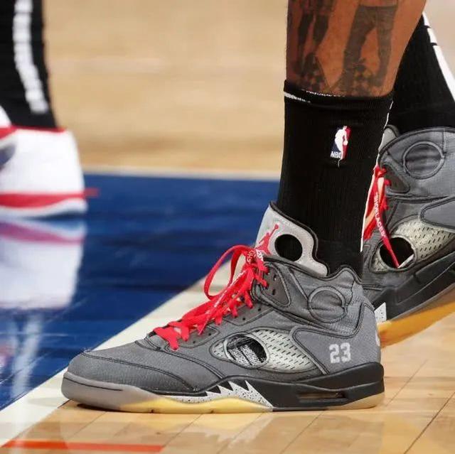 4战3负跌 4战3负跌